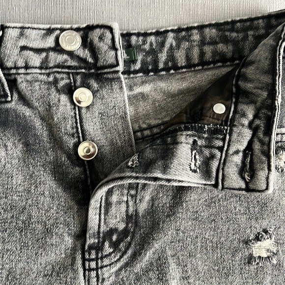 Wild Fable womens size 0 denim distressed shorts - Picture 5 of 5